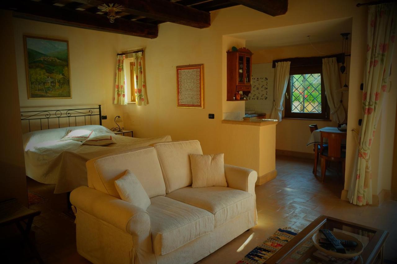 Bed and Breakfast Fonte Magia Castel de' Fiori Exterior foto